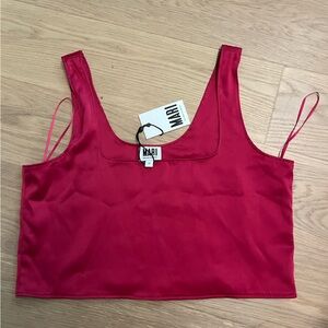 latest scoop cropped tank